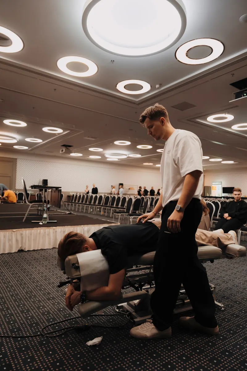 Chiropraktiker:innen & Chiropraktor:innen